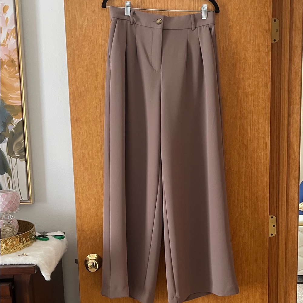 LOFT Brown Malt  Wide Leg Dress Pants in Excellent Condition - Picture 5 of 11